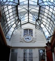 Visite guidée : Les passages couverts, labyrinthe historique | par Jean-François Guillot Metro Palais Royal Affiche