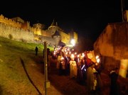 Visite guidée : Carcassonne à la lueur des flambeaux ... entre catharisme et inquisition Metro Jean Jaurs Affiche