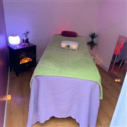 Massage personnalisé aux huiles Bio et détente shiatsu aux pierres de jade -1h30 Parenthse Bien-Etre Affiche