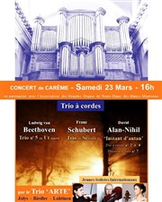 Trio à Cordes de Schubert, Beethoven, Alan-Nihil Eglise Notre Dame des Blancs Manteaux Affiche