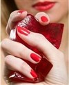 Manucure vernis semi permanent ou faux ongles - 