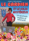 Le gardien et le colis mystérieux - 