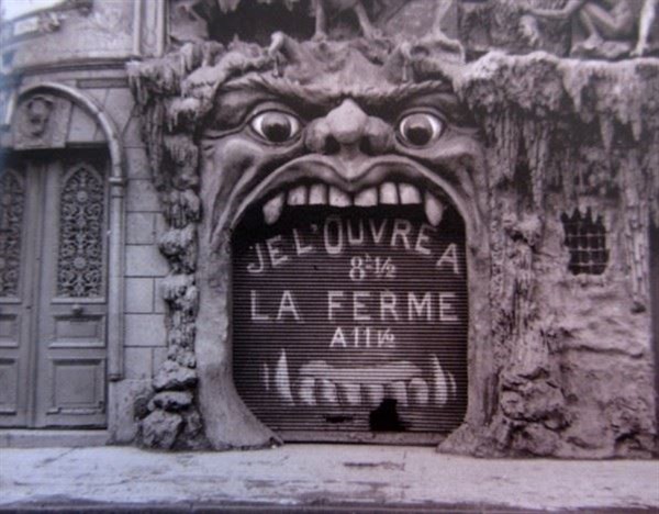 Visite guidée : Crimes et plaisirs autour de Pigalle