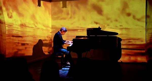 Les 24 Préludes de Pretor Part (spectacle pianistique d'art total)