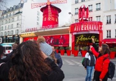 Visite guidée : La libération sexuelle contée par des hystériques