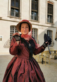 Visite guidée insolite : Avignon la Rouge - Théâtre du Chien qui fume
