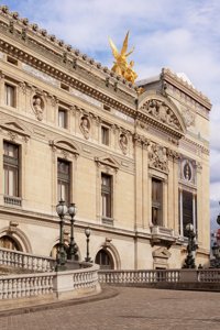 Visite guidée : Balade Opéra, histoire d'art lyrique à Paris - Devant la Comédie Française