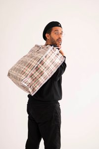 Djamil le Shlag dans Exode(s) - Sud Est Théâtre
