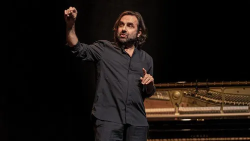 Affiche de Andre Manoukian dans Les notes qui s'aiment