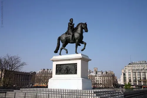 Photo 1 de Visite guidée : d'Henri IV à Alexandre III | par Mireille Gardon
