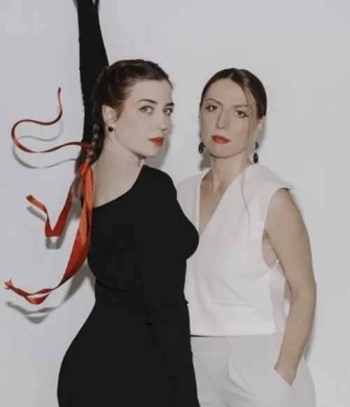Affiche de Tatiana Nova et Julia Perminova