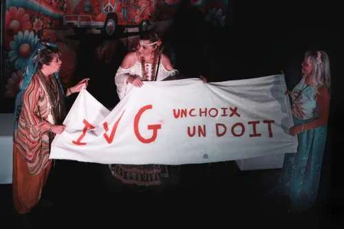 Photo 1 de Et pendant ce temps Simone veille