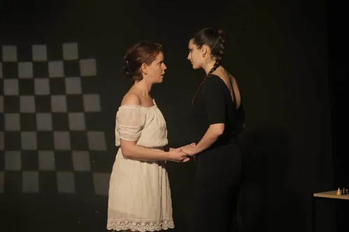 Photo 1 de Antigone