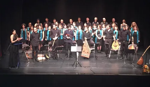 Photo 2 de Concert Melihat Gülses et Choeur Franco Turc de Paris