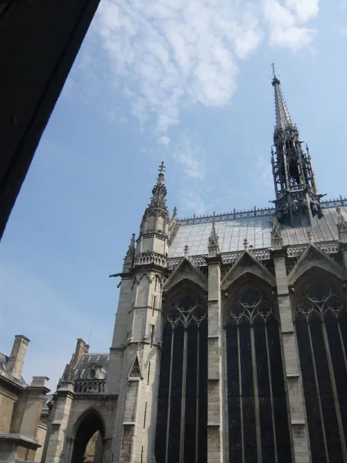 Affiche de Visite guidée : la Sainte-Chapelle sur l'île de la Cité | par Loetitia Mathou