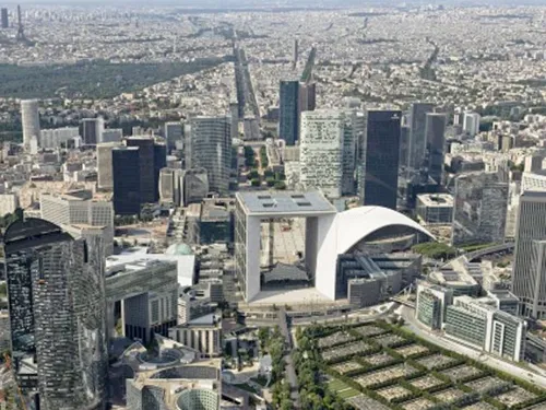 Affiche de Visite guidée : Quartier de La Défense | par Manuela Feuchot-Gazquez