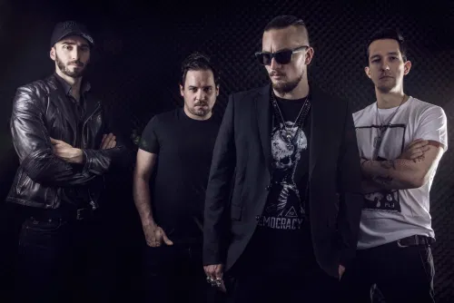 Photo 1 de Dagoba + Betraying the Martyrs