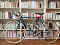 LA BIBLIOTHÈQUE DES LIVRES VIVANTS - 