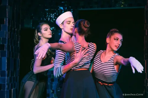 6 tableaux, chantés, dansés avec plus de 80 costumes, de quoi vous ravir l'ÂME