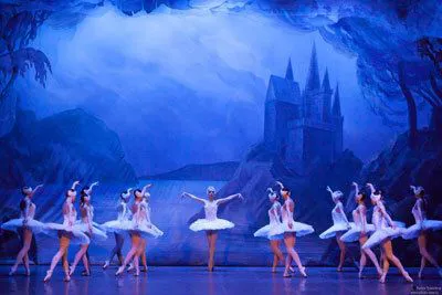 Photo 1 de Le Lac des Cygnes | par le Grand Ballet de Kiev