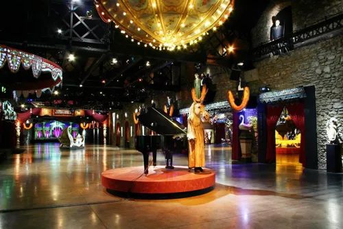 Photo 2 de Noël féerique autour des arts forains