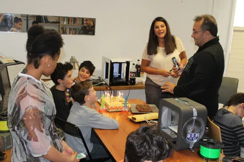 Photo 1 de Anniversaire avec création de cadeaux numériques en impression 3D tout en s'amusant !