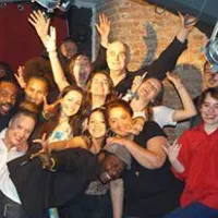 Stand out chanteurs chanteuses - 