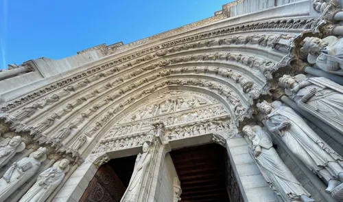 Affiche de Visite guidée : Notre-Dame de Paris son intérieur restauré