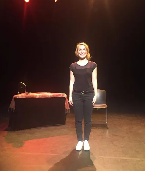 Photo 1 de Valérie Pastre dans Namasté beaucoup