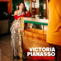 Affiche de Victoria Pianasso dans Reste simple