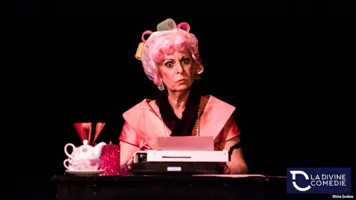 Photo 7 de Rosemary Lovelace fait ça devant tout le monde