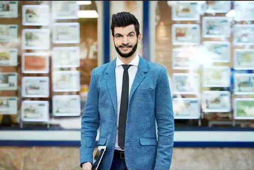 Affiche de Julien Strelzyk dans L'Argent Immobilier