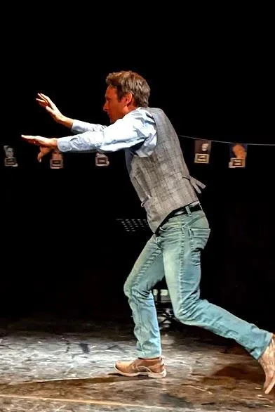 Photo 2 de Maxence Descamps dans Le plus Beau Métier du Monde