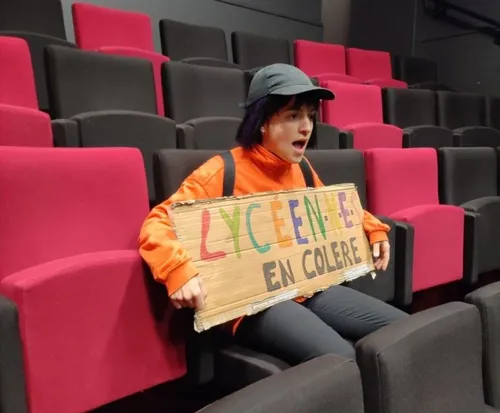 Affiche de Devoirs surveillés | Parties 1 et 2