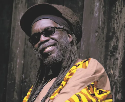Affiche de Macka B + Heartical Sound