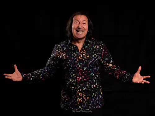 Photo 2 de Paolo Aldo dans Amour & Chocolat