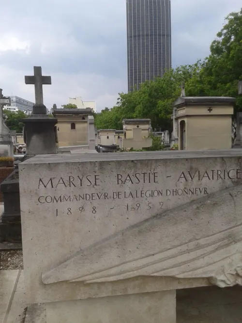 Photo 3 de Visite guidée : Le cimetière montparnasse | par Bertrand de MO Patrimoine