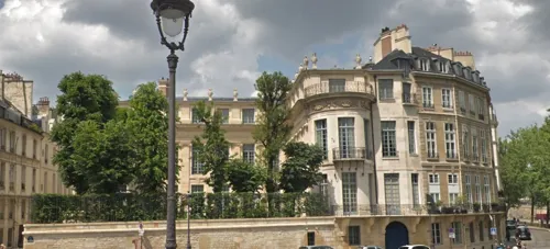 Photo 3 de Visite guidée : L'Île-saint-Louis et ses hôtels particuliers entre cours et jardins cachés | par Artémise