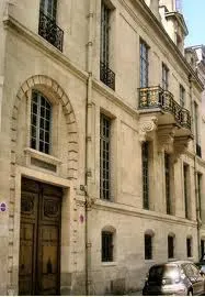 Photo 1 de Visite guidée : L'Île-saint-Louis et ses hôtels particuliers entre cours et jardins cachés | par Artémise