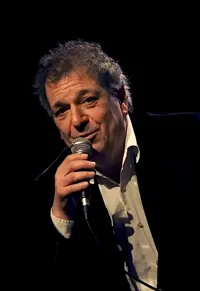 Affiche de Denis Cuniot dit et accompagne au piano