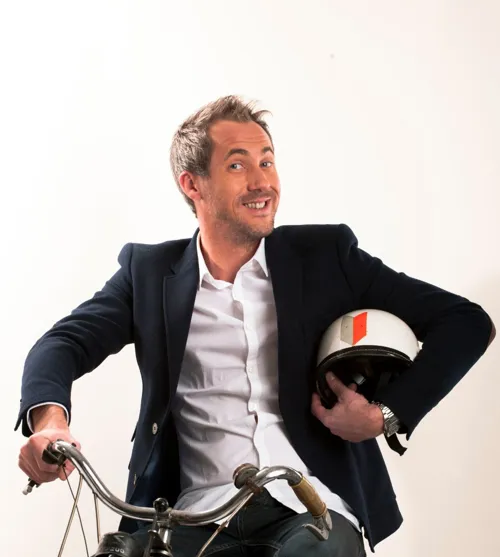 Photo 3 de Daniel Camus dans Adopte