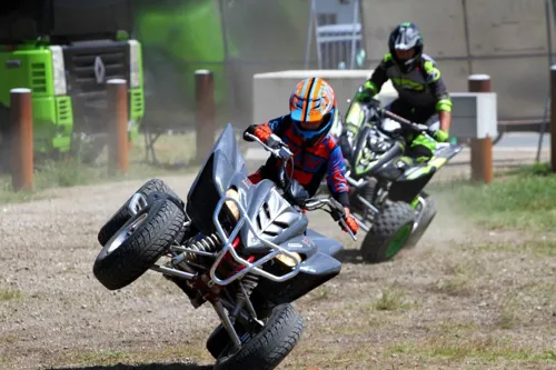 Photo 3 de Les Cascadeurs Monster Show | - Sollies Ville