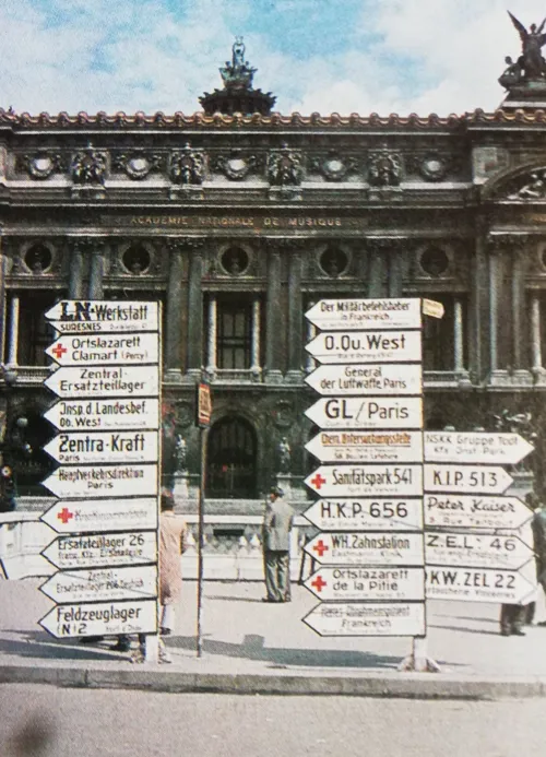Photo 2 de Visite guidée : Le Paris de l'Occupation à la Libération