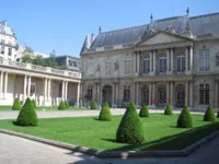 Visite guidée : Les jardins du marais, hôtels classés et ruelles secrètes | Par Artémise - 