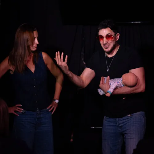 Photo 1 de Les féministes sont des chieuses, les machos des connards