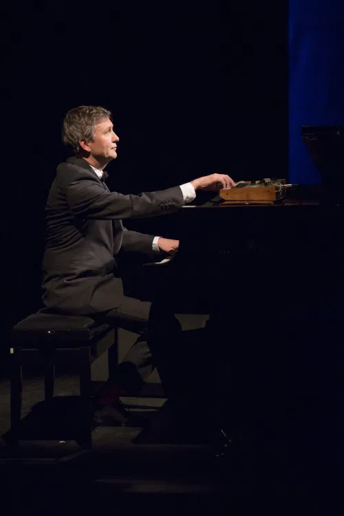 Photo 2 de François Morel / Raymond Devos : J'ai des doutes