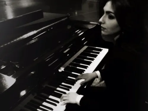Affiche de Charlotte Reinhardt