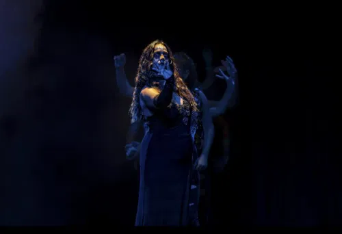 Enchanteresse