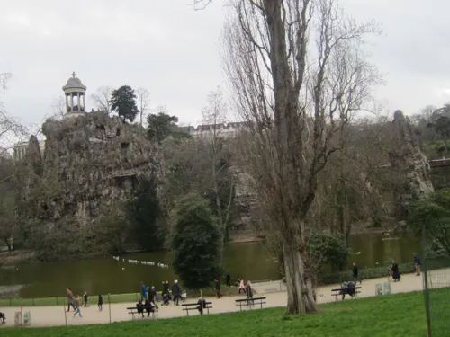 Photo 1 de La Mouzaia et les Buttes Chaumont