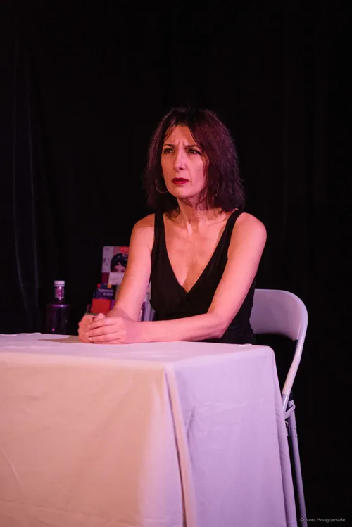 Photo 1 de Mary-Tahra dans La Constellation du Cancer